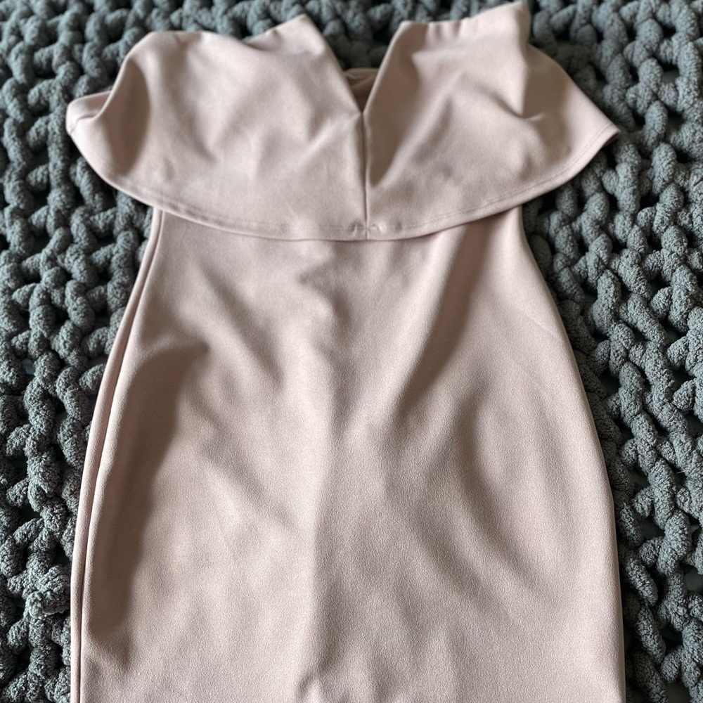 Strapless dress